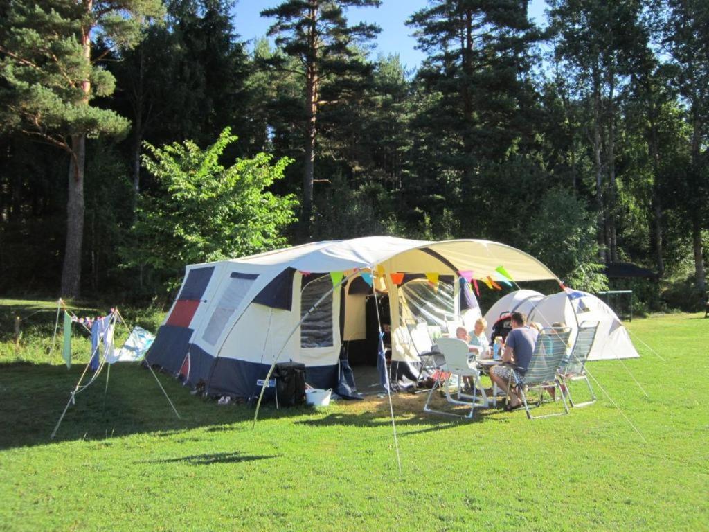 Yxningens Holiday Homes, Cottages And Camping Gusum Eksteriør billede