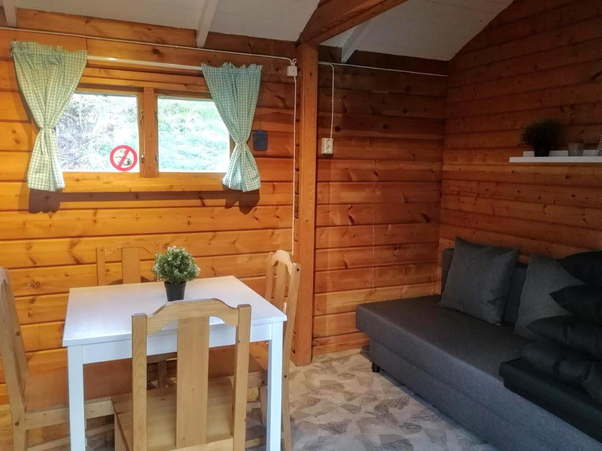 Yxningens Holiday Homes, Cottages And Camping Gusum Eksteriør billede